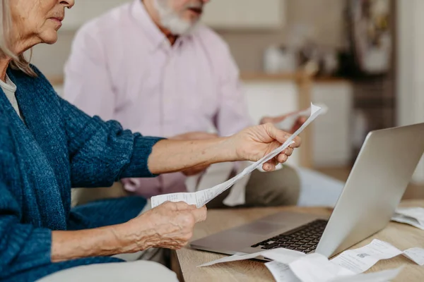 Senior Couple Checking Bills Concept Finance — Stock Photo, Image