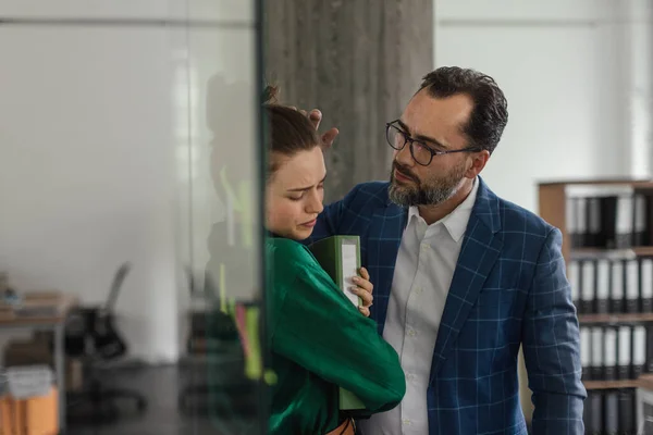 Mature Man Abusing His Younger Colleague Concept Harassment Work Young — Stock Photo, Image