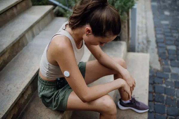 Beautiful Diabetic Woman Feeling Dizzy Running Workout City Young Woman — Stock Photo, Image