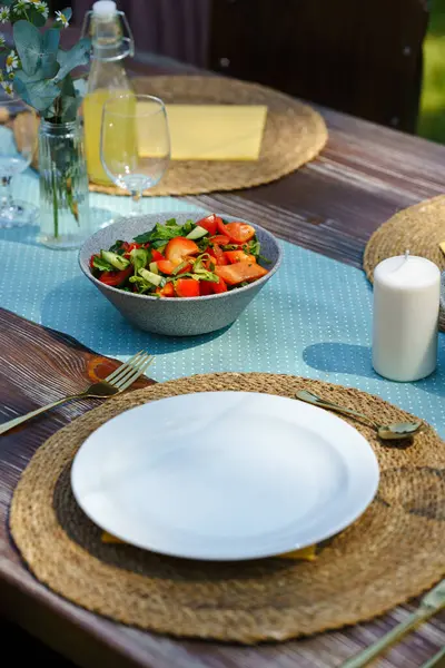 Nahaufnahme Eines Gedeckten Tisches Bei Einer Gartenparty Sommer Gartenparty Tisch — Stockfoto