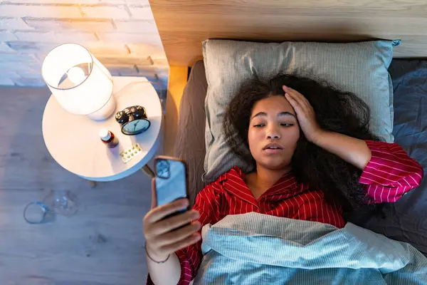 Žena Nemůže Usnout Nespavost Problém Spánkem Koncepce Spánkové Rutiny Techniky — Stock fotografie