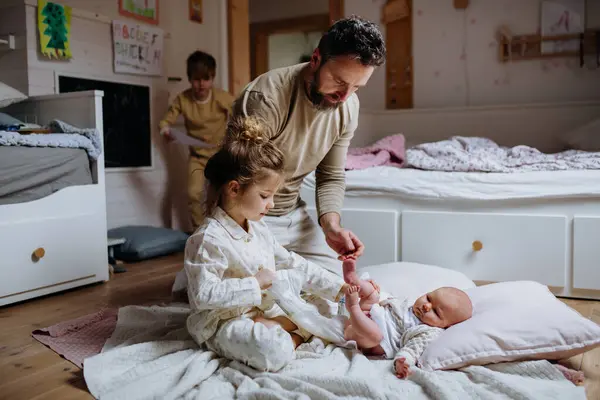 Girl Helping Her Father Change Babys Diaper New Sibling Unconditional — Stock Photo, Image