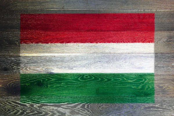 Unkarin Lippu Maalaismainen Vanha Puupinta Tausta — kuvapankkivalokuva