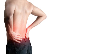 Adamın sırtında ağrı ve iltihap var, beyaz arka plan.