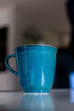 Mavi seramik çay fincanı