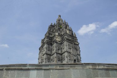 Tulang Bawang, Lampung; 11 Kasım 2024; Landmark Tapınağı, Lampung 'da sağ ve sol taş duvarlı koridorlar