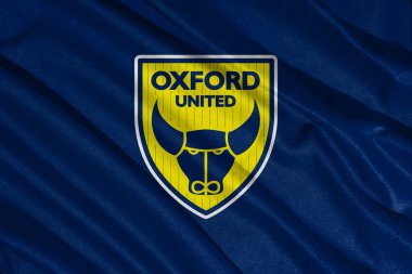 Pringsewu, lamba 25 Mayıs 2025, efl şampiyonasında Oxford United futbol kulübü logosu seçici odak noktası, 3d illüstrasyon