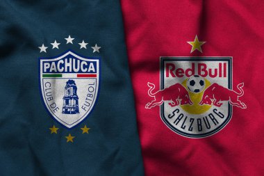 Pringsewu, Lampung; 22 Mayıs 2025; Pachuca futbol kulübü logosu deseni ve Saizburg Sun futbol kulübü logosu kombinasyonu ile kulüpler arası dünya kupası yarışması