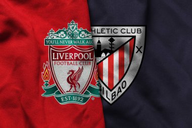 Pringsewu, Lampung; 2 Ağustos 2025; Liverpool ve Atletizm kulübü Bilbao 'nun dalgalı kumaş desenli logoları