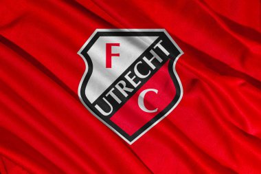 Pringsewu, Lampung; 6 Ağustos 2025; Hollanda Ligi 'nde FC Utrecht futbol kulübünün dokulu kumaşlı bayrak logosu