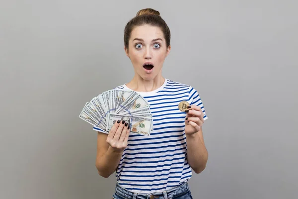 Portrait Surprised Shocked Woman Wearing Striped Shirt Holding Gold Bitcoin — Stock Photo, Image