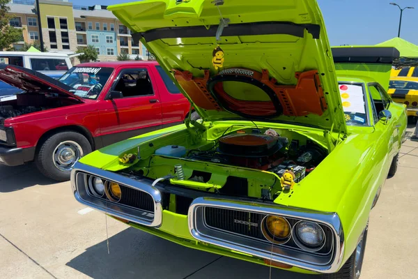 Маленький Вяз Техас Июня 2023 Года Светло Зеленый Dodge Super — стоковое фото