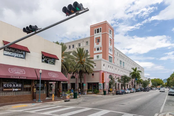 Miami Florida Ağustos 2023 Cadde Deki Veya Miami Deki Kübalı — Stok fotoğraf