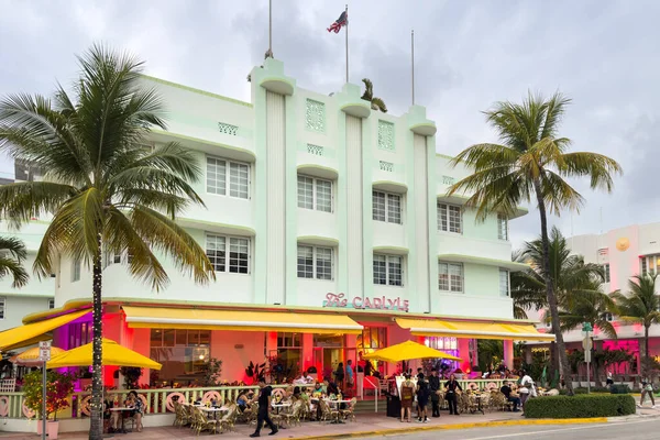 Miami Florida August 25Th 2023 Carlyle Hotel Facade Ocean Drive — Stock Photo, Image