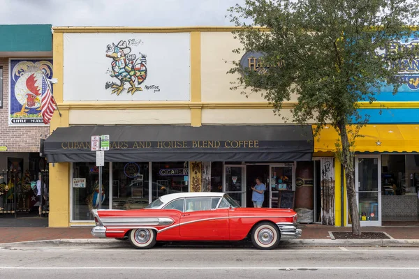 Miami Florida Agosto 2023 Puros Cubanos Cafetería Little Havana Street — Foto de Stock