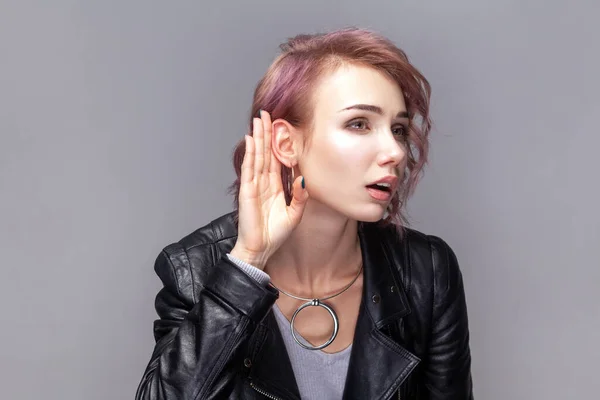 Portrait Attentive Adorable Woman Short Hairstyle Standing Hand Ear Listening — Stock Photo, Image