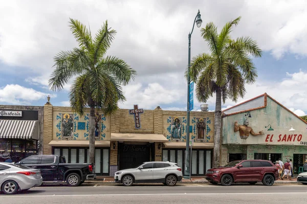 Miami Florida Ağustos 2023 Küçük Havana Renkli Mağazaları Restoranları Olan — Stok fotoğraf