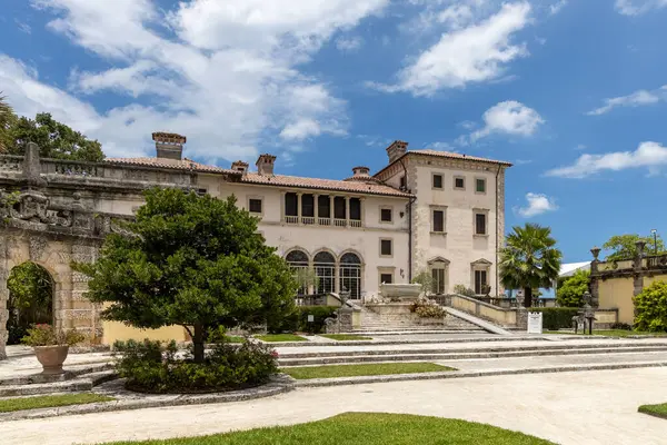 Miami Florida Ağustos 2023 Vizcaya Müzesi Bahçeleri Saray Rönesans Mimari — Stok fotoğraf