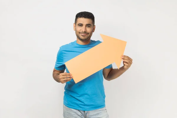 Smiling Attractive Unshaven Man Wearing Blue Shirt Standing Holding Paper — Stock Photo, Image