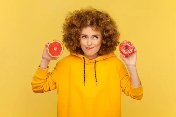 Portrait Hungry Crazy Woman Afro Hairstyle Holding Tasty Doughnut Half — Stock Photo, Image