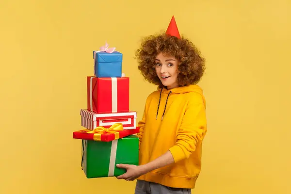 Side View Portrait Happy Woman Party Cone Afro Hairstyle Celebrating — Stock Photo, Image