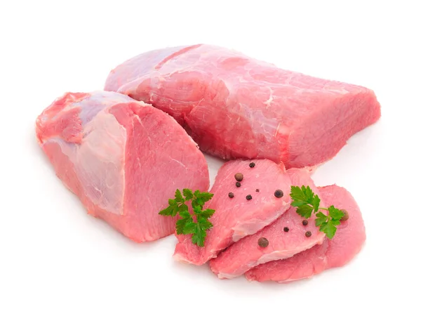 Două Bucăți Carne Vită Condimentate Allspice Crengi Pătrunjel Verde Izolate — Fotografie, imagine de stoc