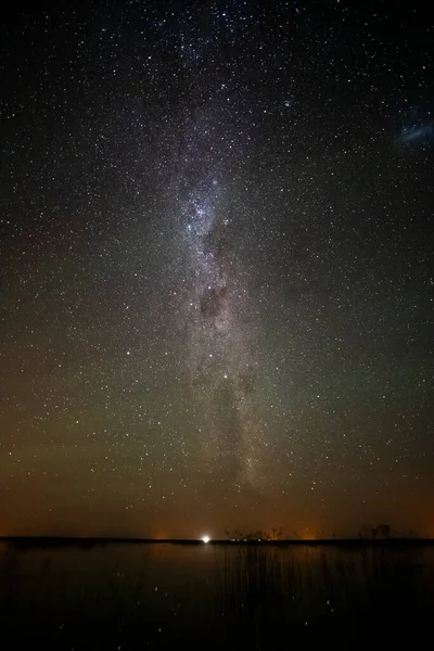 Yıldızlı Gökyüzü Suya Yansıdı Pampa Eyaleti Patagonya Arjantin — Stok fotoğraf