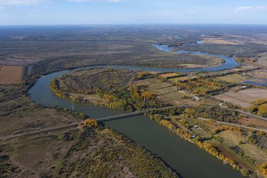 Patagonya 'daki Rio Negro manzarası, Arjantin' in General Conesa şehrinden geçiyor..