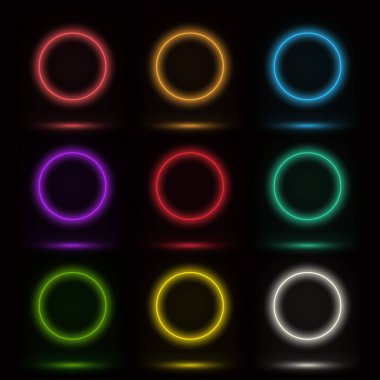 Neon halkaların koyu arkaplanda çeşitli renkte gösterilmesiName