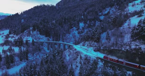 Landwasser Wiadukt Światowe Dziedzictwo Zwiedzanie Lodowiec Bernina Ekspresowe Alpach Szwajcarskich — Wideo stockowe