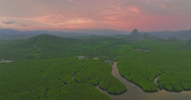 Luchtfoto Van Phang Nga Baai Met Bergen Bij Zonsondergang Krabi — Stockvideo