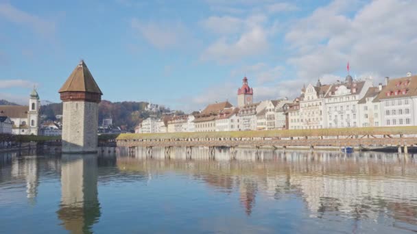 Scenic Historic City Center Famous Chapel Bridge Lake Lucerne Vierwaldstattersee — Video