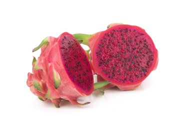 Beyaz arkaplanda Ejder Meyvesi izole