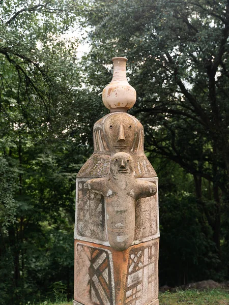 Ukraina Opishne Sierpnia 2023 Ukraińskie Ceramiczne Posągi Muzeum Tradycji Ukraińskich — Zdjęcie stockowe