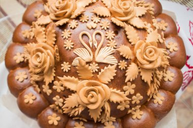 Düğün ekmeği. Düğün ekmeği. Ekmek..