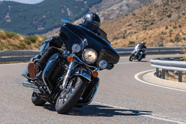 Байкер Мотоцикле Порту Навалморал Расположенном Провинции Авила Испания Августа 2020 Стоковое Фото
