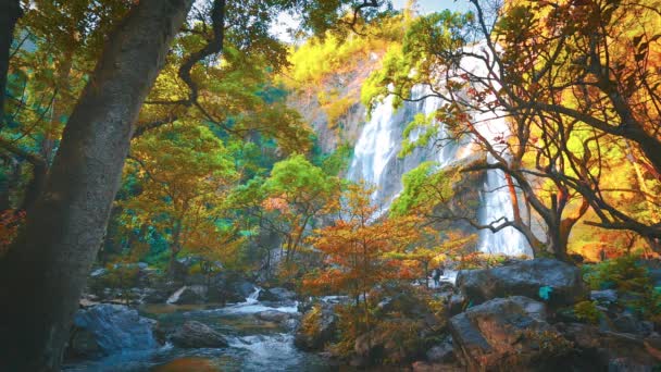 Waterfall Mountains Khlong Lan Waterfall Khlong Lan National Park Kamphaeng — Vídeos de Stock