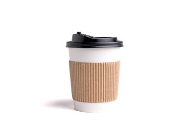 paper coffee mugs for disposable use on a white background, and coffee beans in the foreground     
