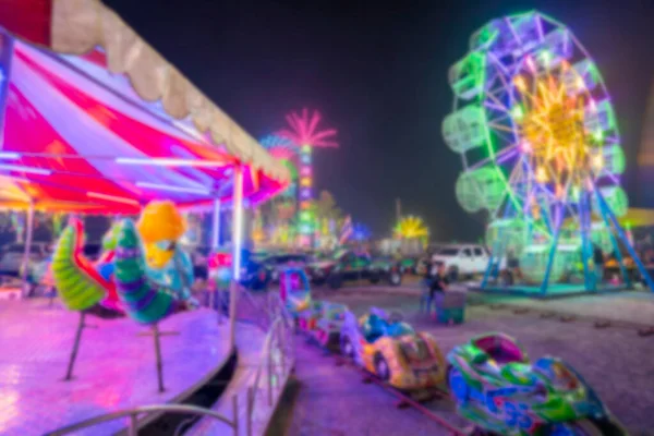 Luces Coloridas Parque Atracciones Aire Libre Por Noche Feria Del — Foto de Stock
