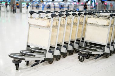 BANGKOK, THAILAND - 21 Ocak 2023: Suvarnabhumi Uluslararası Havaalanı Terminali, Bangkok, Tayland