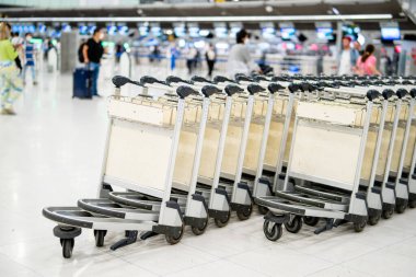 BANGKOK, THAILAND - 21 Ocak 2023: Suvarnabhumi Uluslararası Havaalanı Terminali, Bangkok, Tayland