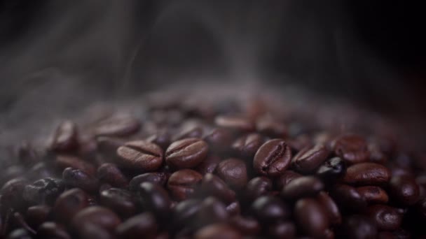 Ziarna Kawy Pieczone Dymem Selektywne Skupienie Miękkie Skupienie — Wideo stockowe