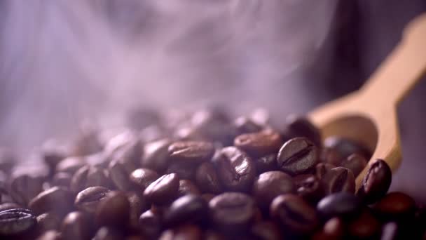Ziarna Kawy Pieczone Dymem Selektywne Skupienie Miękkie Skupienie — Wideo stockowe