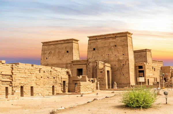 Świątynia Izydy Philae Widok Dziedziniec Wyspa Agilkia Aswan Egipt — Zdjęcie stockowe