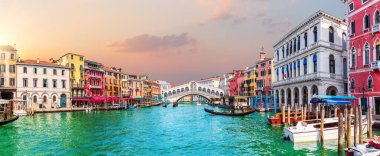 Grand Canal panorama near the Rialto Bridge in the Lagoon of Venice, Italy.