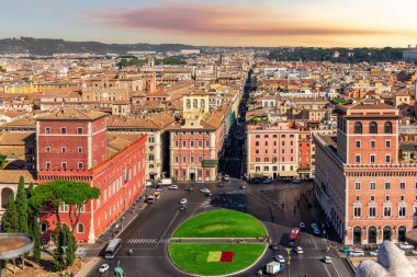 Venedik Meydanı ya da Piazza Venezia, manzara Vittoriano, Roma, İtalya.