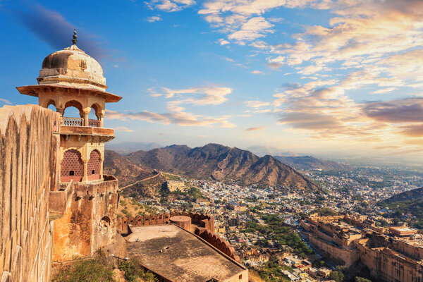 Aerial view from Jaigarh Fort at sunset, India, Rajasthan, Jaipur.