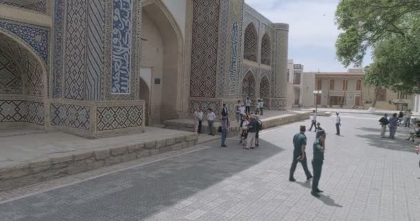 Nadir Divan Beghi Madrassah Architektonického Souboru Lyab Hauz Bukhara Drone — Stock video
