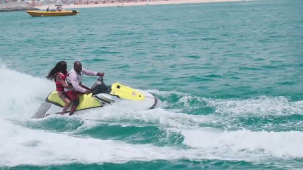 Dubai Bae 114 2023 Açık Denizlerdeki Özel Bir Tekneye Giden — Stok video