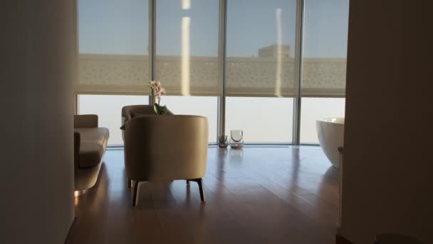Ruang Pijat Sebuah Hotel Mewah Dengan Dua Kasur Siang Dan — Stok Video